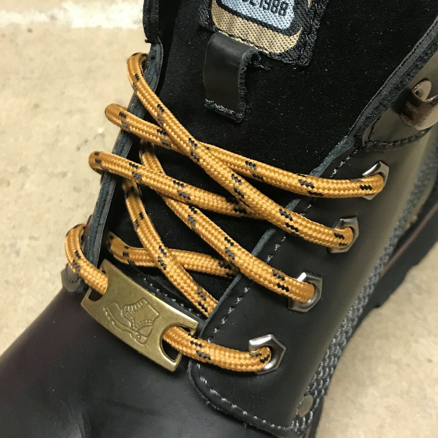 Heavy Duty Hiking Work Boot Shoe Laces Strings / Stay Tied, 5mm Sandy Black Spot